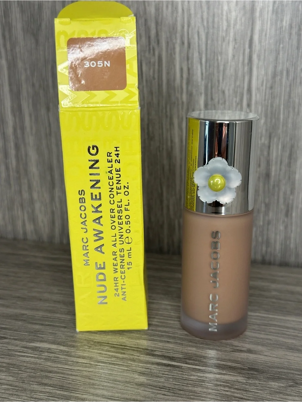 Marc Jacobs Nude Awakening Concealer - 305N